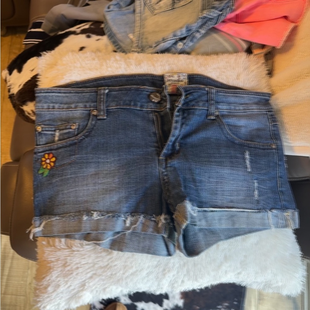 Mudd Blue Jean Shorts with Floral Embroidery